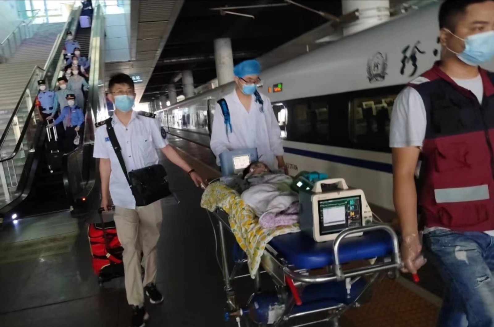 紫云高铁转运公司